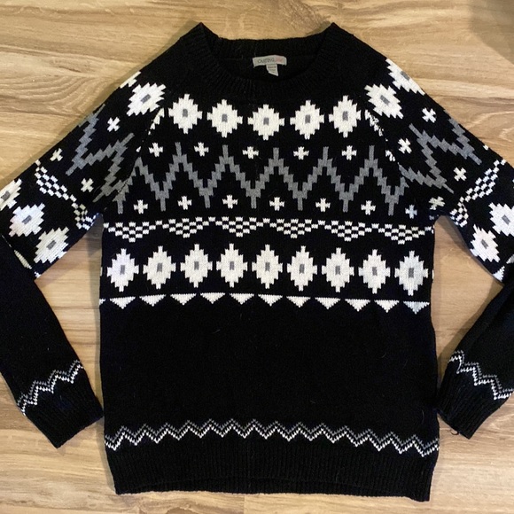 Fair Isle Crew Neck Sweater • small/medium - Picture 2 of 6